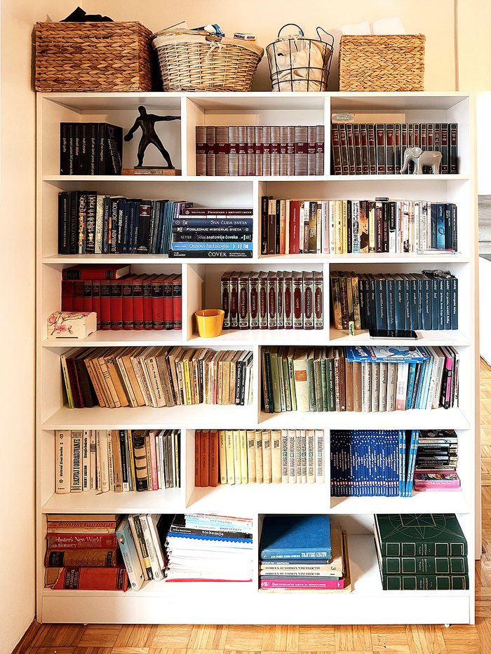 Biblioteka po mjeri, Dnevni boravci po mjeri, izradila Adaptiva